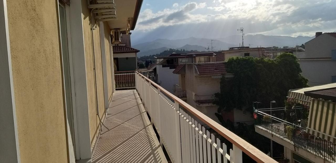 Sebastian house casa vacanze giardini Naxos Luaran gambar