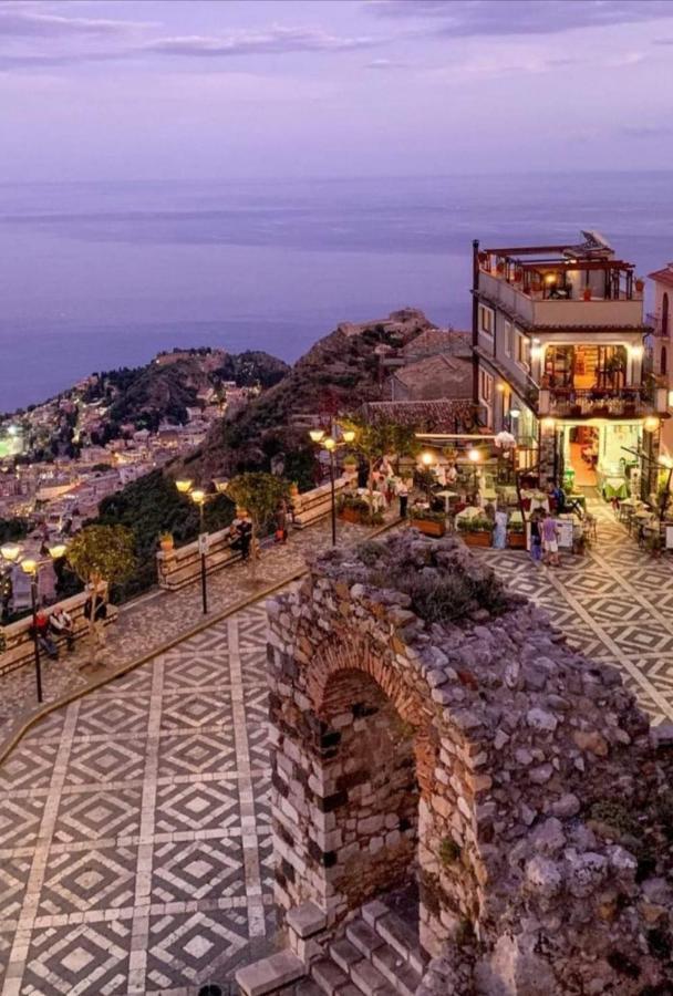 Sebastian house casa vacanze giardini Naxos Luaran gambar